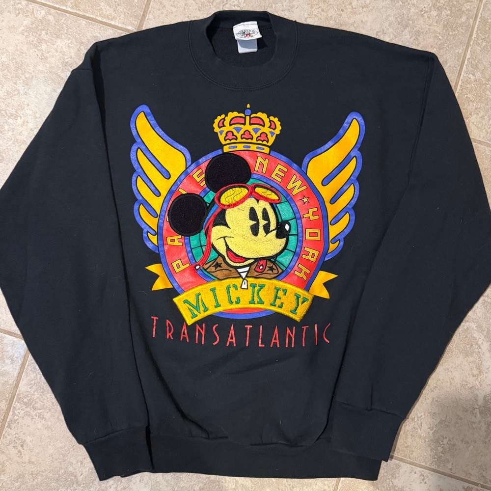 Vintage/Rare 1990’s Disney Black Crewneck Sweatshirt with Mickey Mouse Design